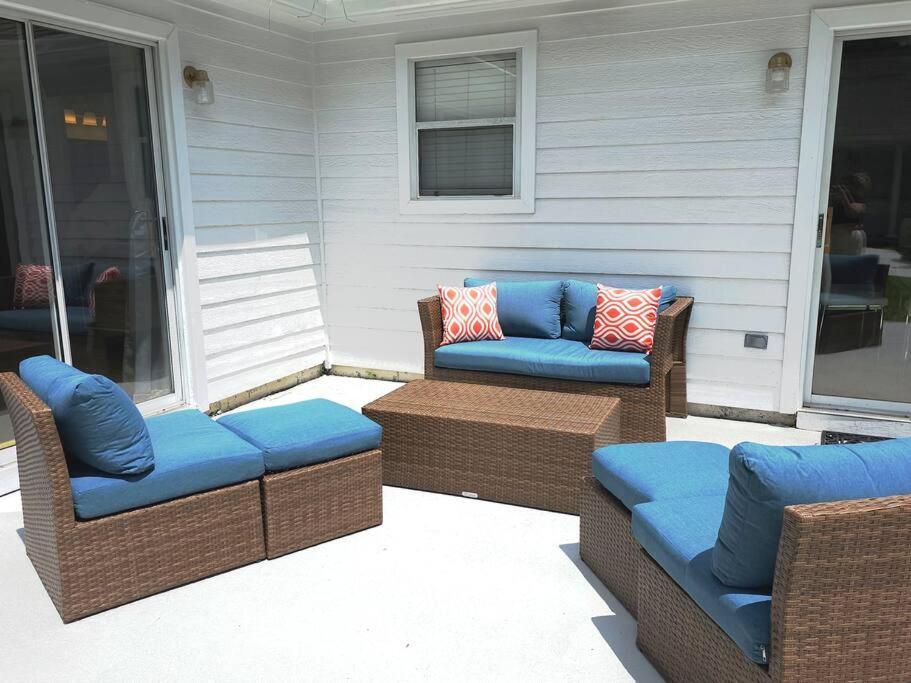 Close To The Beach And Attractions! Perfect For Families Or Traveling Nurses! Wilmington Exterior photo