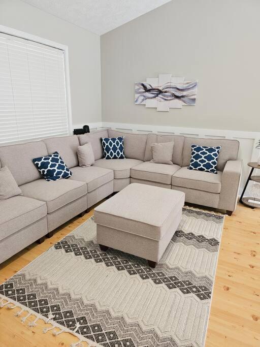 Close To The Beach And Attractions! Perfect For Families Or Traveling Nurses! Wilmington Exterior photo